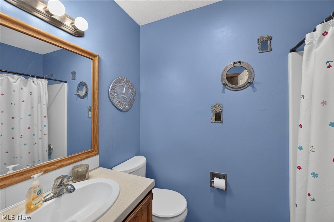 136 Joel Drive Mogadore OH 44260
