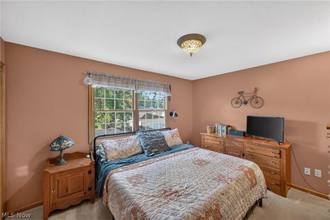 136 Joel Drive Mogadore OH 44260