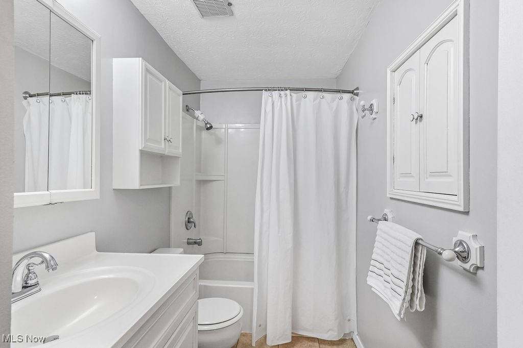 10265 Beaver Trail Aurora OH 44202