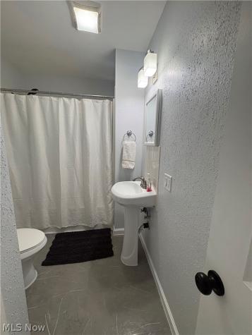 246 Hilliard Road Elyria OH 44035