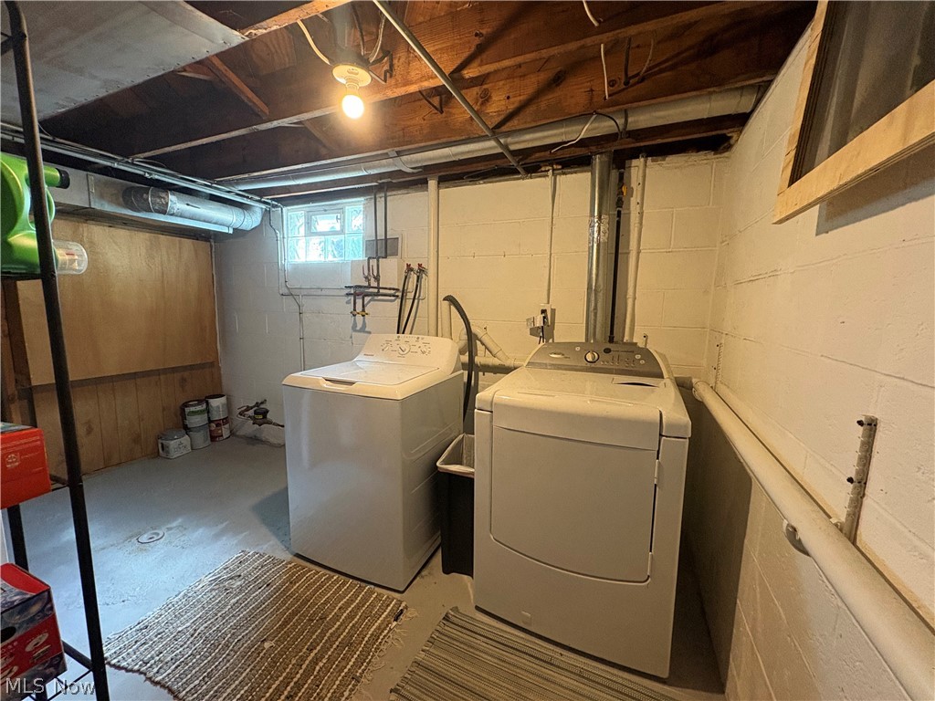 246 Hilliard Road Elyria OH 44035