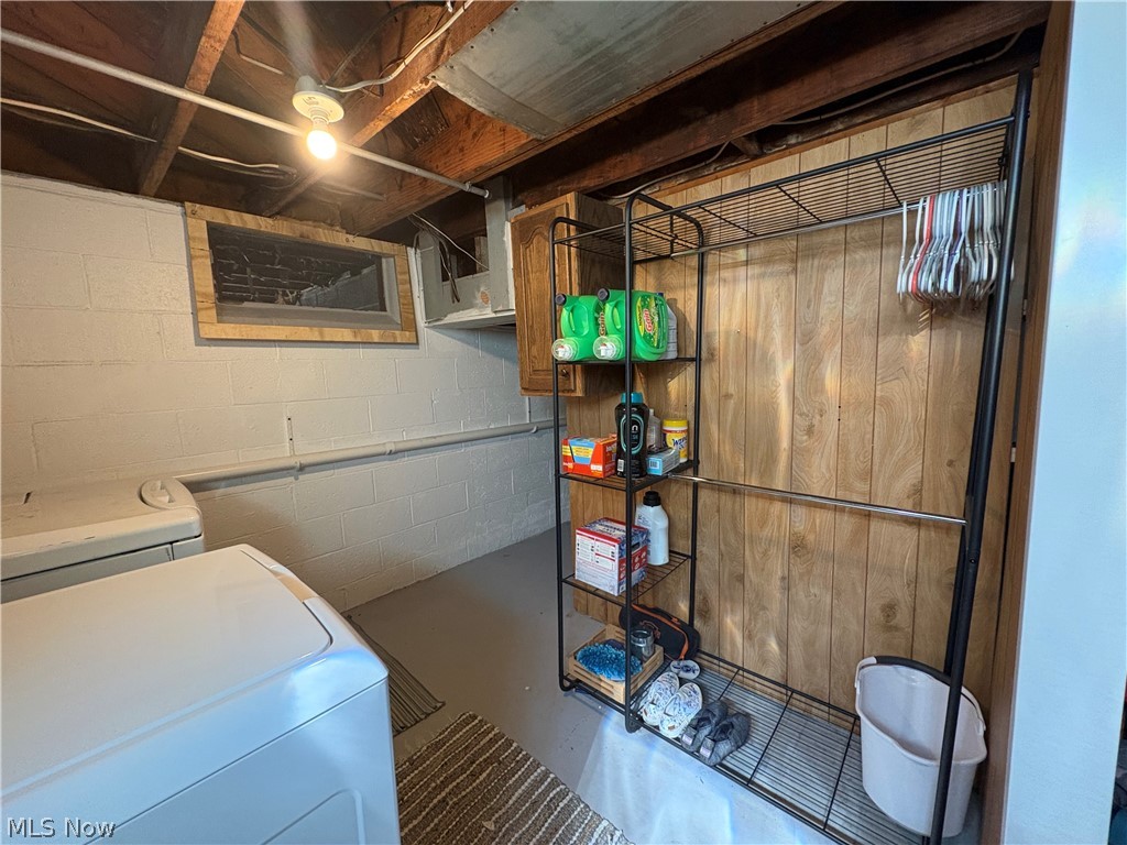 246 Hilliard Road Elyria OH 44035