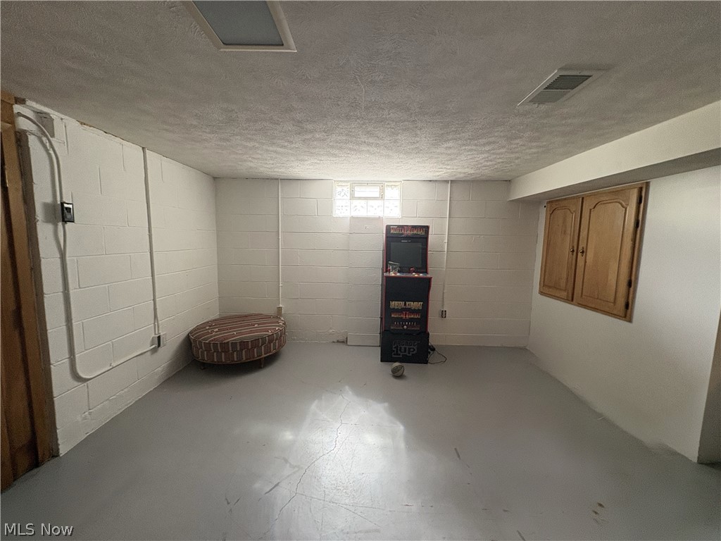 246 Hilliard Road Elyria OH 44035