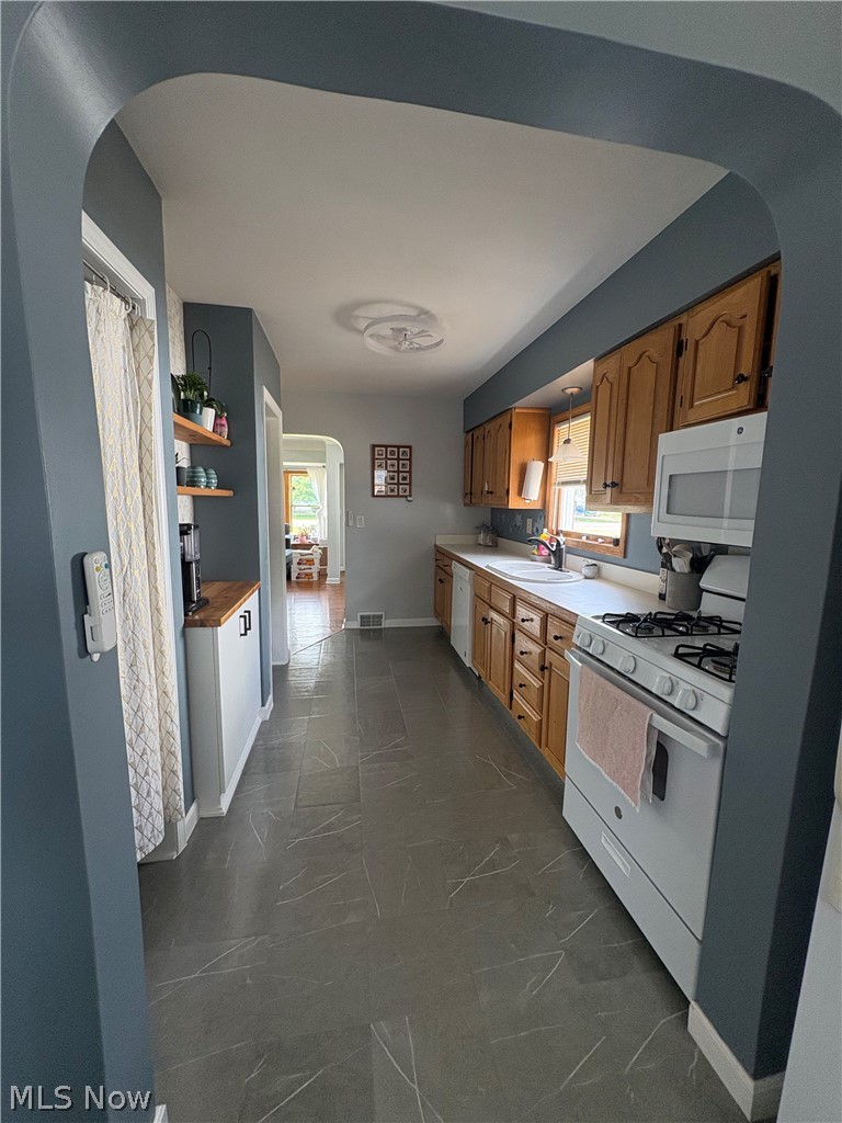 246 Hilliard Road Elyria OH 44035