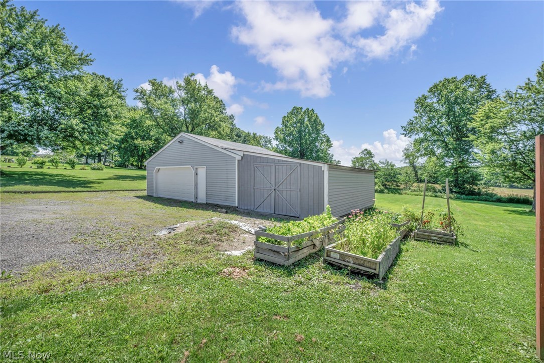 2342 Salt Springs Road Mcdonald OH 44437