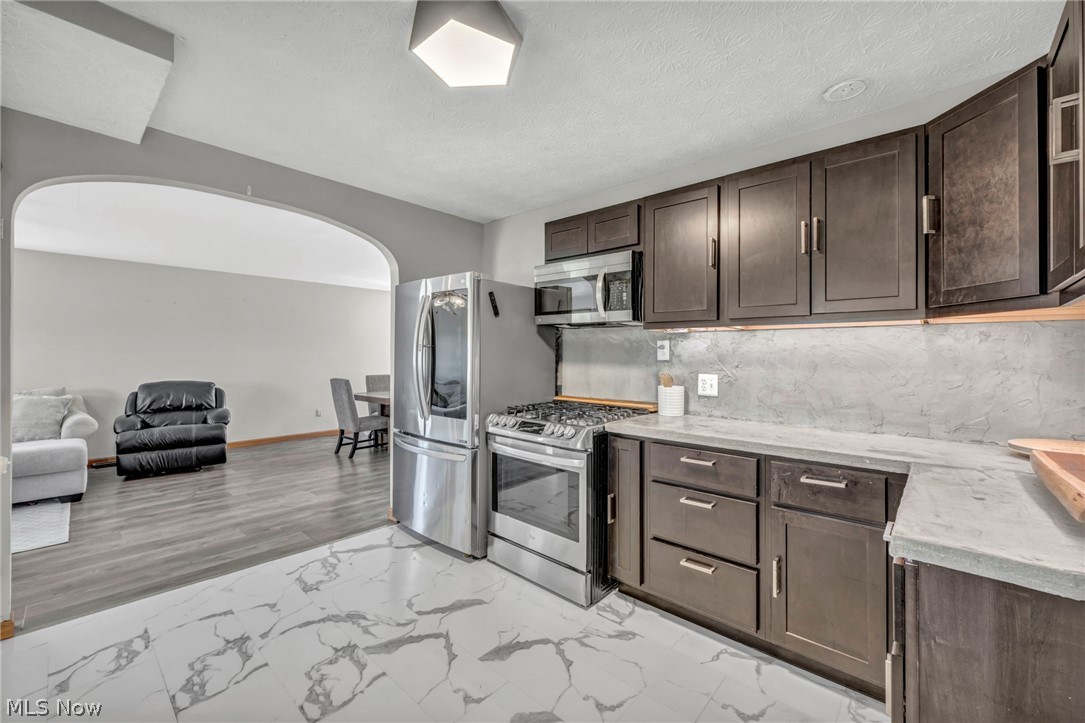 2342 Salt Springs Road Mcdonald OH 44437