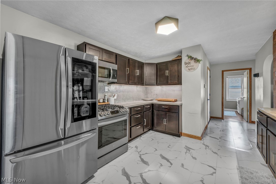 2342 Salt Springs Road Mcdonald OH 44437