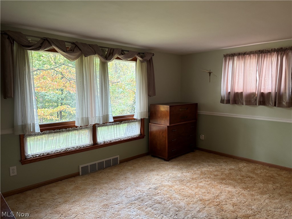 2305 Helena Avenue NW Massillon OH 44646
