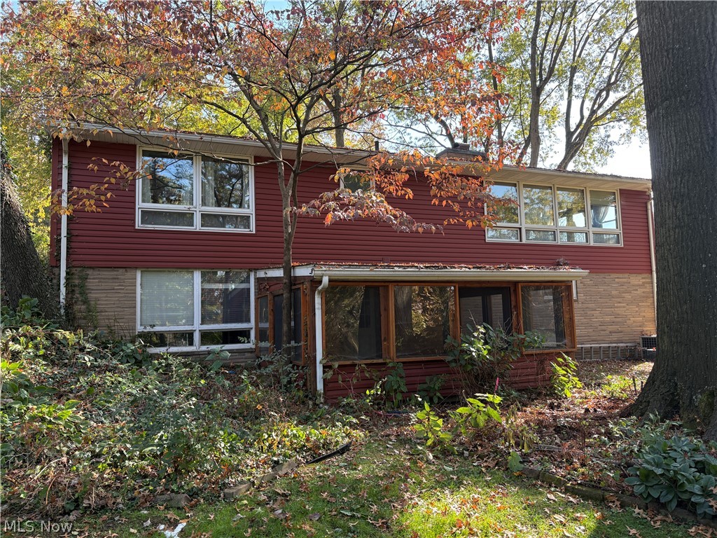 2305 Helena Avenue NW Massillon OH 44646