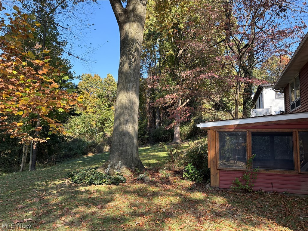 2305 Helena Avenue NW Massillon OH 44646