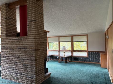 2305 Helena Avenue NW Massillon OH 44646
