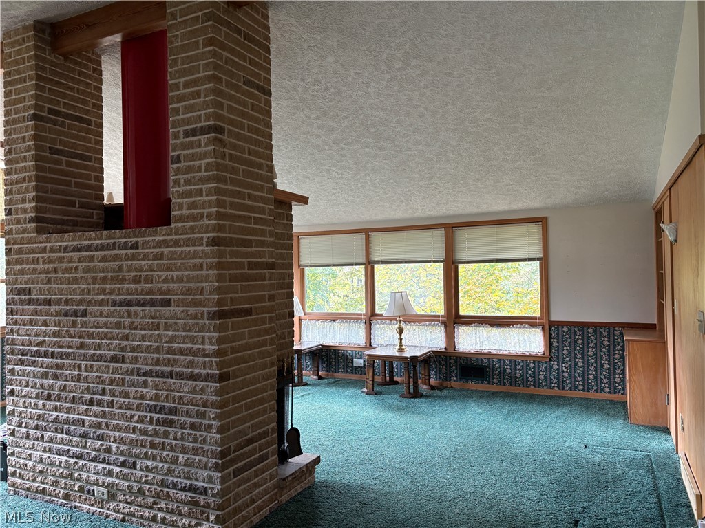 2305 Helena Avenue NW Massillon OH 44646