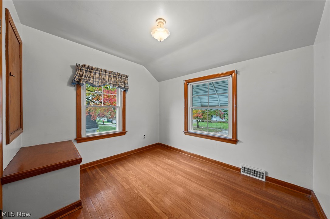 1247 Churchill Road Lyndhurst OH 44124