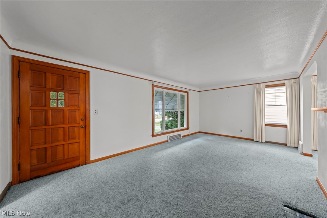 1247 Churchill Road Lyndhurst OH 44124
