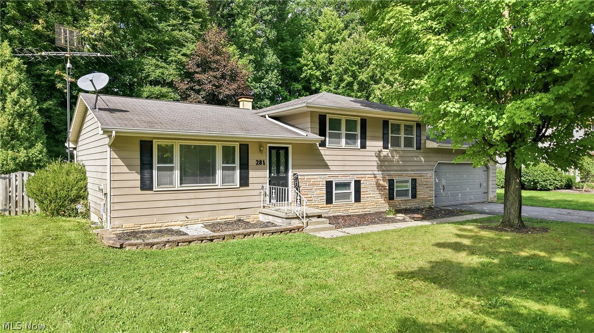 281 Cricklewood Drive Cortland OH 44410