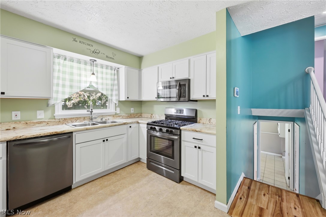 281 Cricklewood Drive Cortland OH 44410