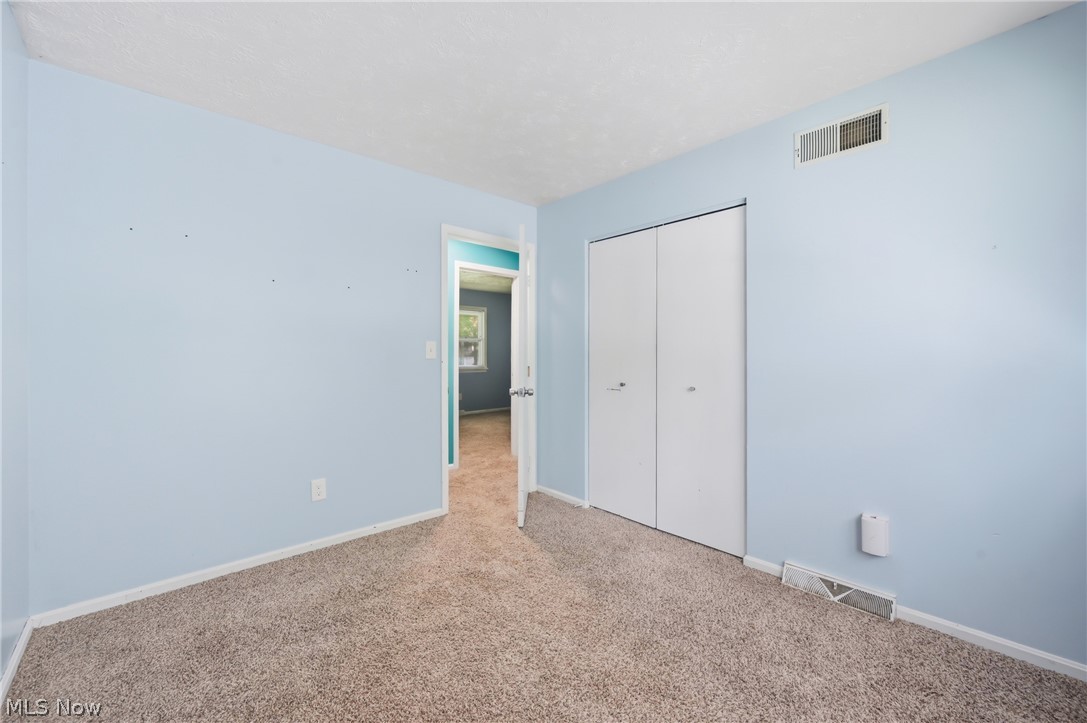 281 Cricklewood Drive Cortland OH 44410