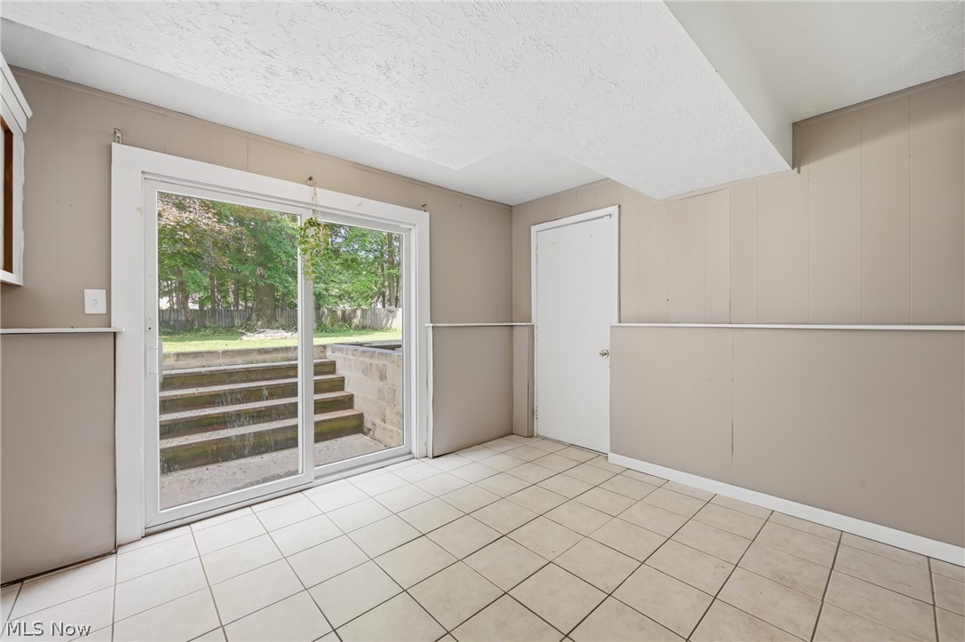 281 Cricklewood Drive Cortland OH 44410