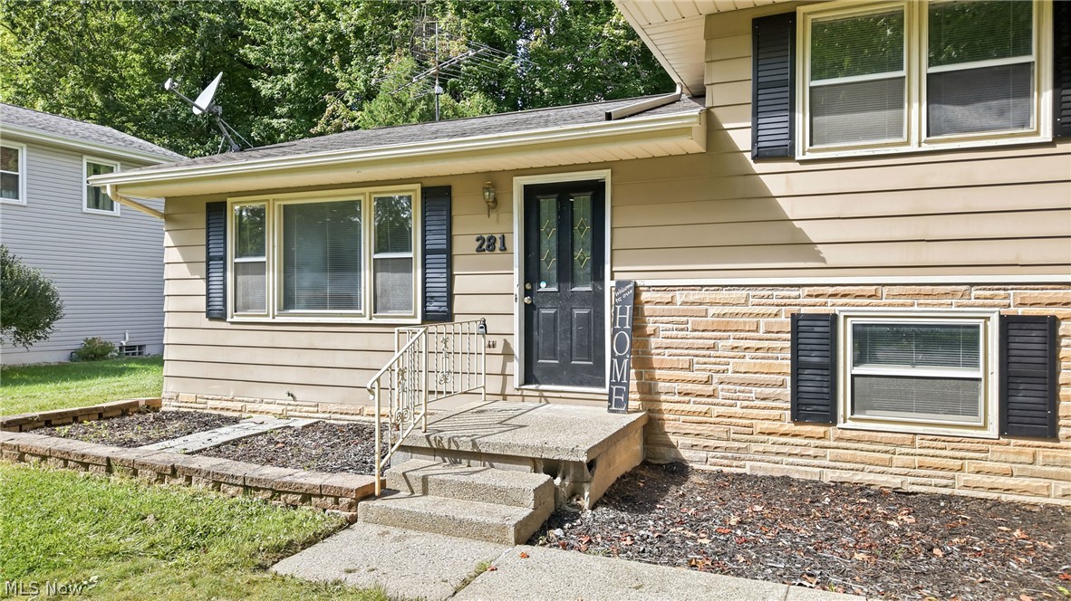 281 Cricklewood Drive Cortland OH 44410