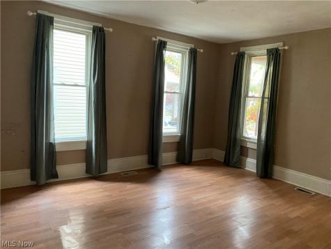 1929 Tuscarawas Street E Canton OH 44707