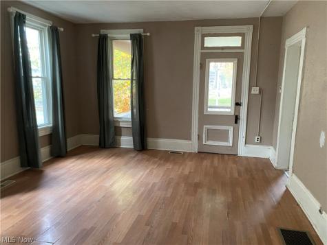 1929 Tuscarawas Street E Canton OH 44707