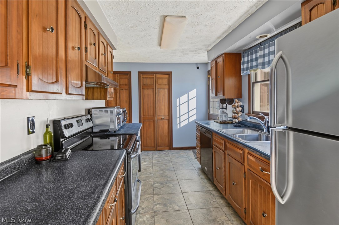 6561 S Duck Creek Road S Berlin Center OH 44401