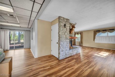 104 Whitehall Drive Berea OH 44017