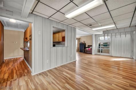 104 Whitehall Drive Berea OH 44017