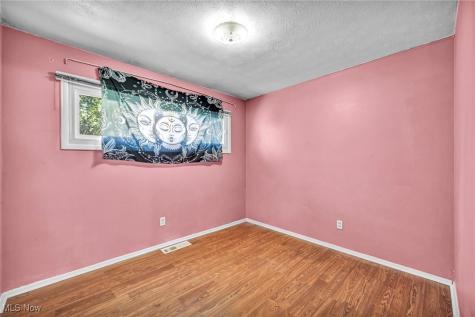 104 Whitehall Drive Berea OH 44017