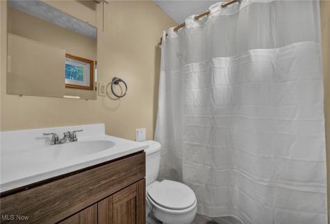 104 Whitehall Drive Berea OH 44017