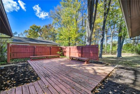 104 Whitehall Drive Berea OH 44017