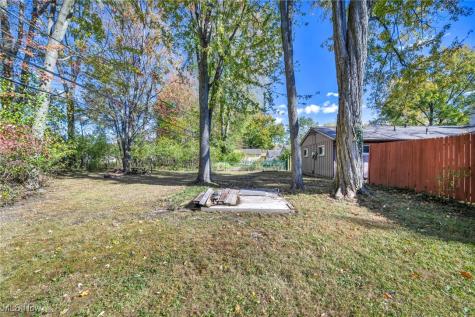 104 Whitehall Drive Berea OH 44017