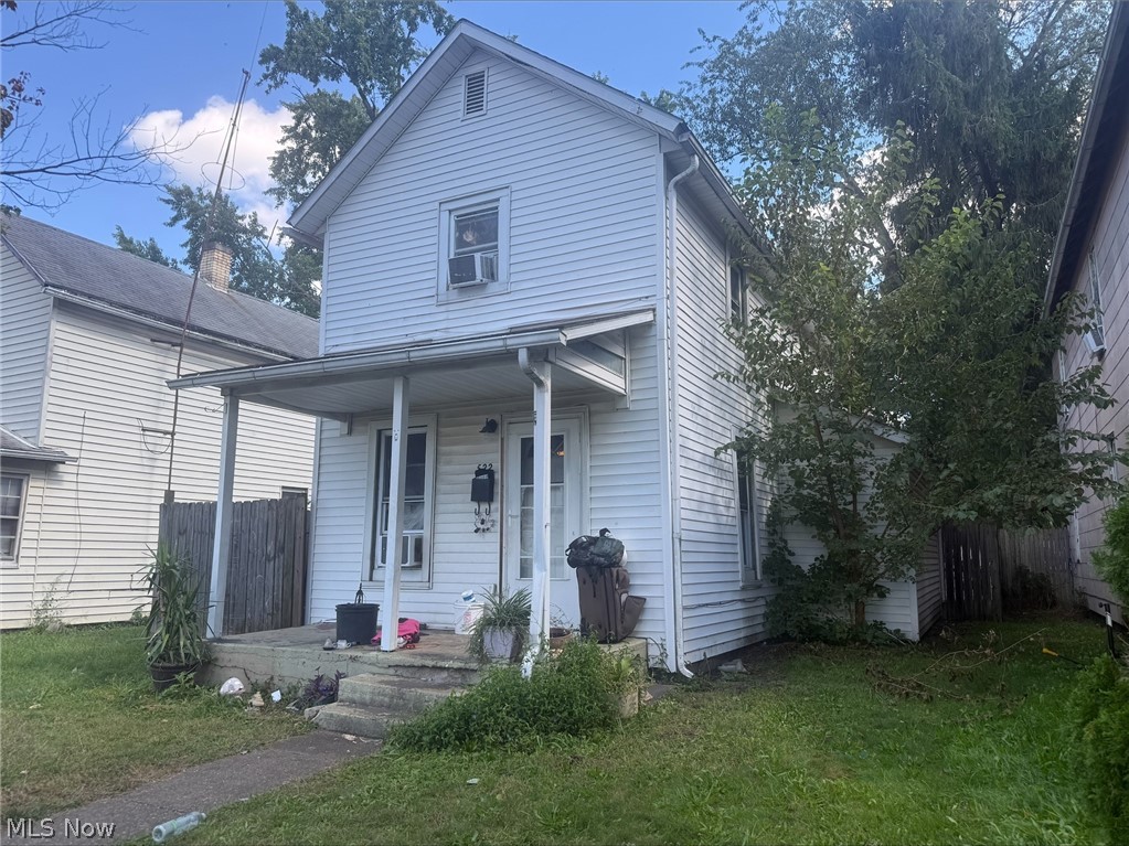522 S 10th Street Coshocton OH 43812