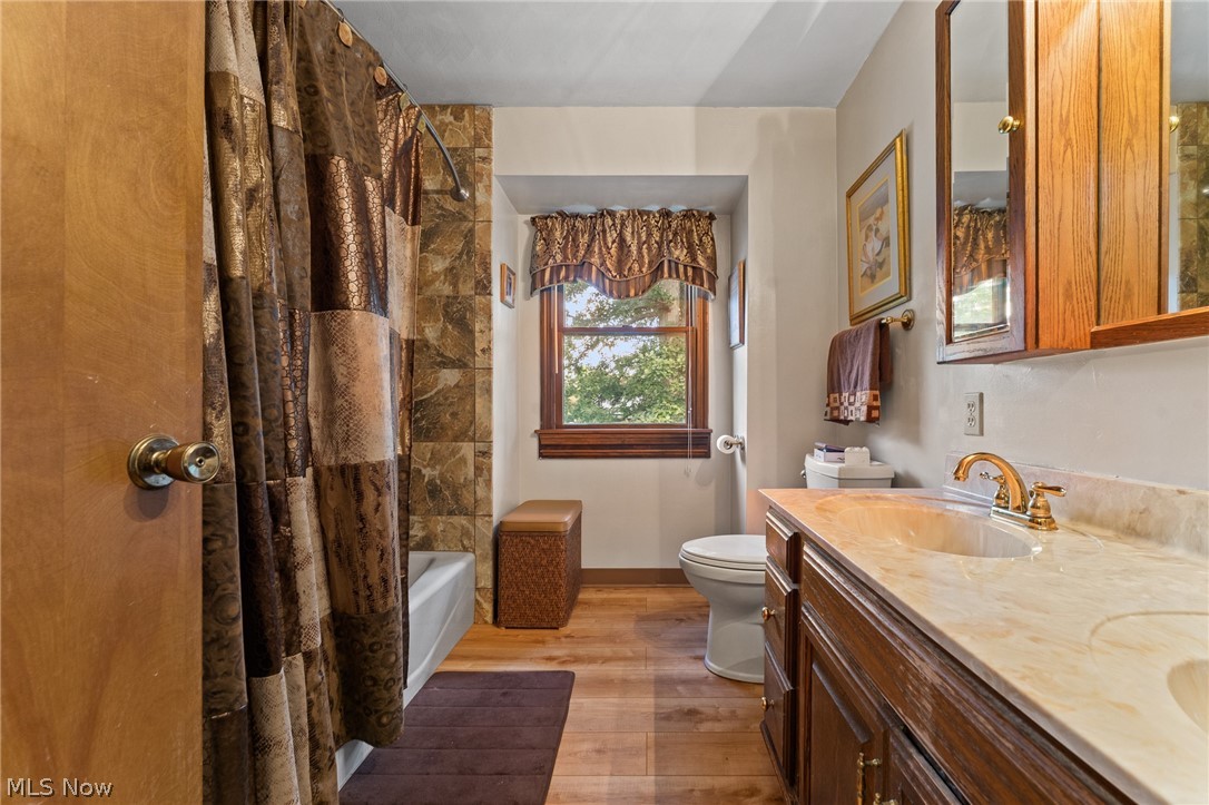 7814 Indian Trail Poland OH 44514