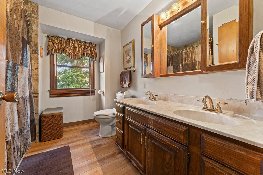 7814 Indian Trail Poland OH 44514