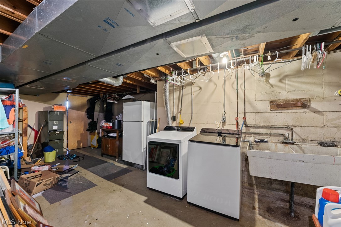 7814 Indian Trail Poland OH 44514