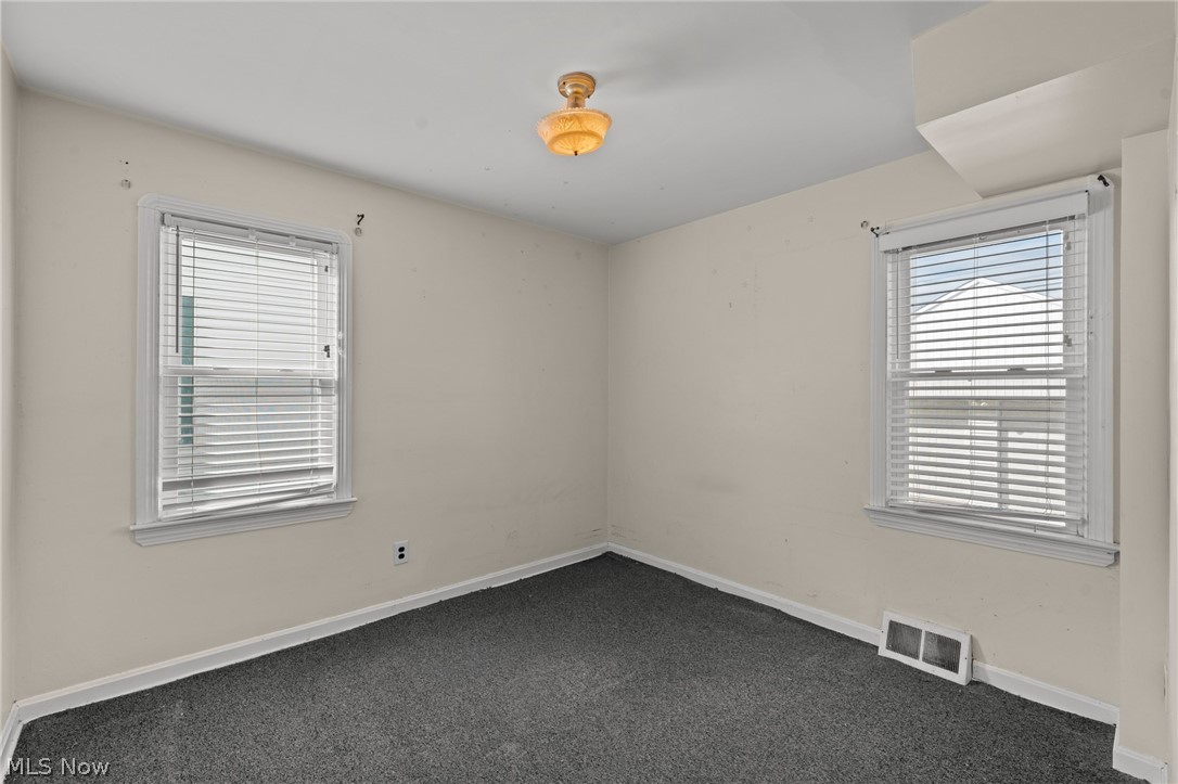 6006 Snow Road Parma OH 44129