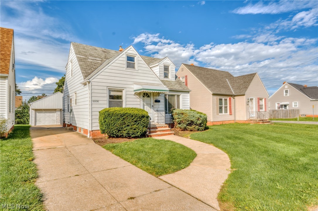 6006 Snow Road Parma OH 44129
