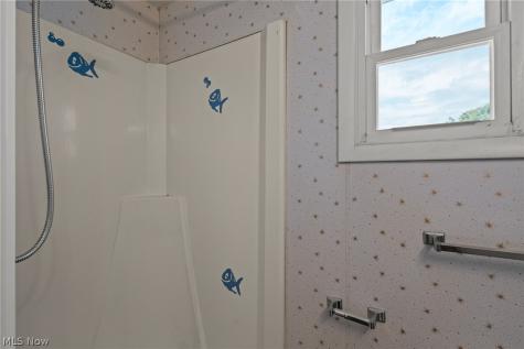 6006 Snow Road Parma OH 44129