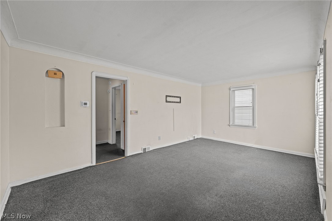 6006 Snow Road Parma OH 44129