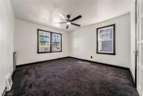 3995 E 154th Street Cleveland OH 44128