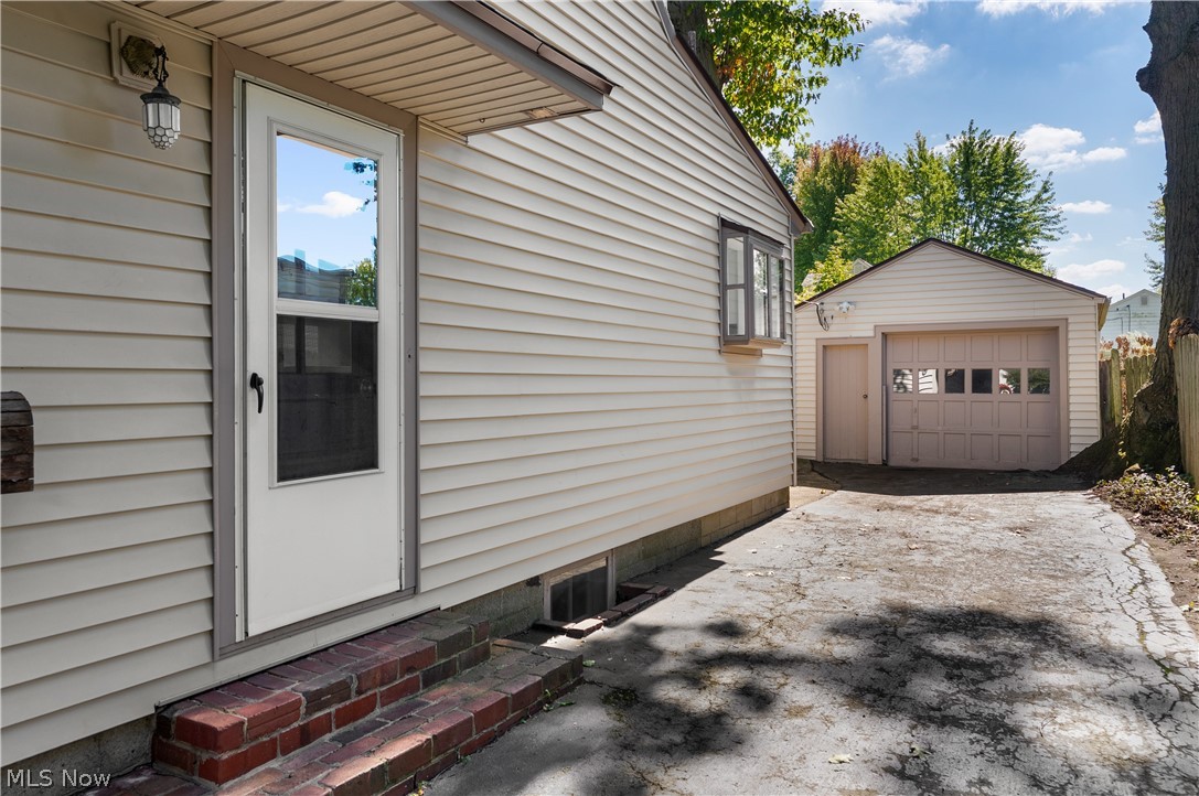 233 Oakley Avenue Boardman OH 44512