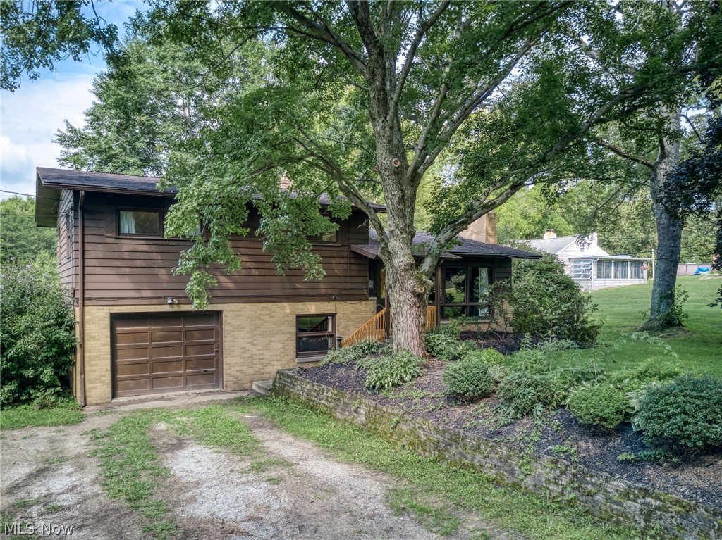 1739 Congress Lake Road Mogadore OH 44260