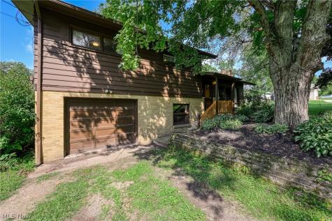 1739 Congress Lake Road Mogadore OH 44260