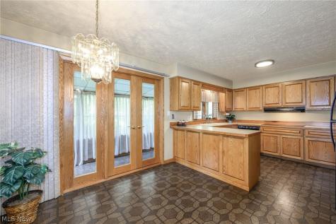 1739 Congress Lake Road Mogadore OH 44260