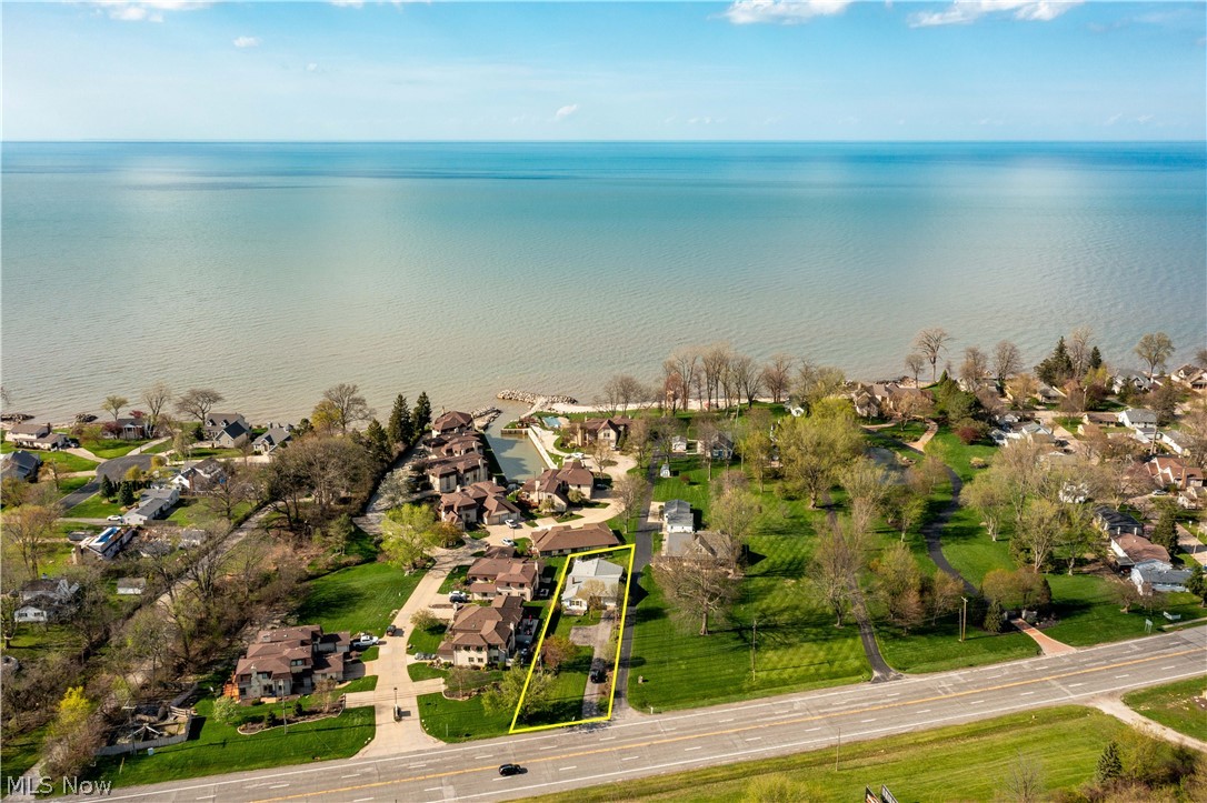 14015 W Lake Road Vermilion OH 44089