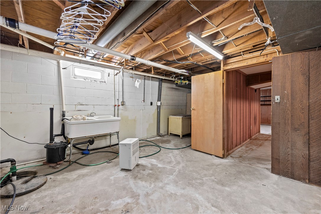 14015 W Lake Road Vermilion OH 44089