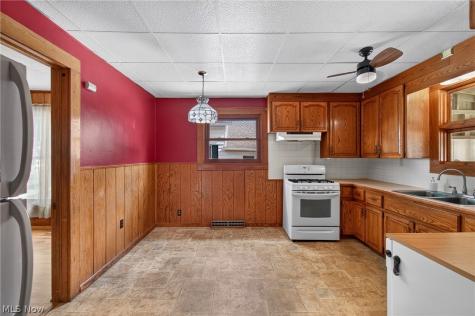 267 King Street Ravenna OH 44266