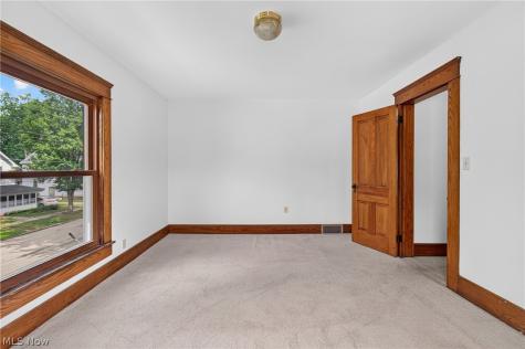 267 King Street Ravenna OH 44266