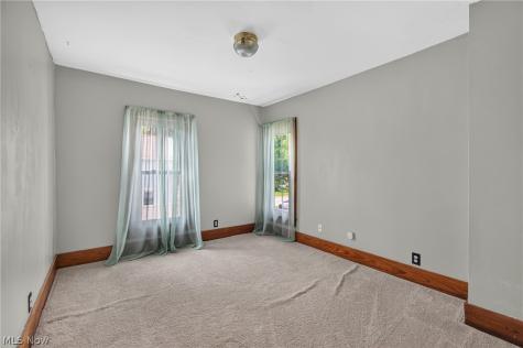 267 King Street Ravenna OH 44266
